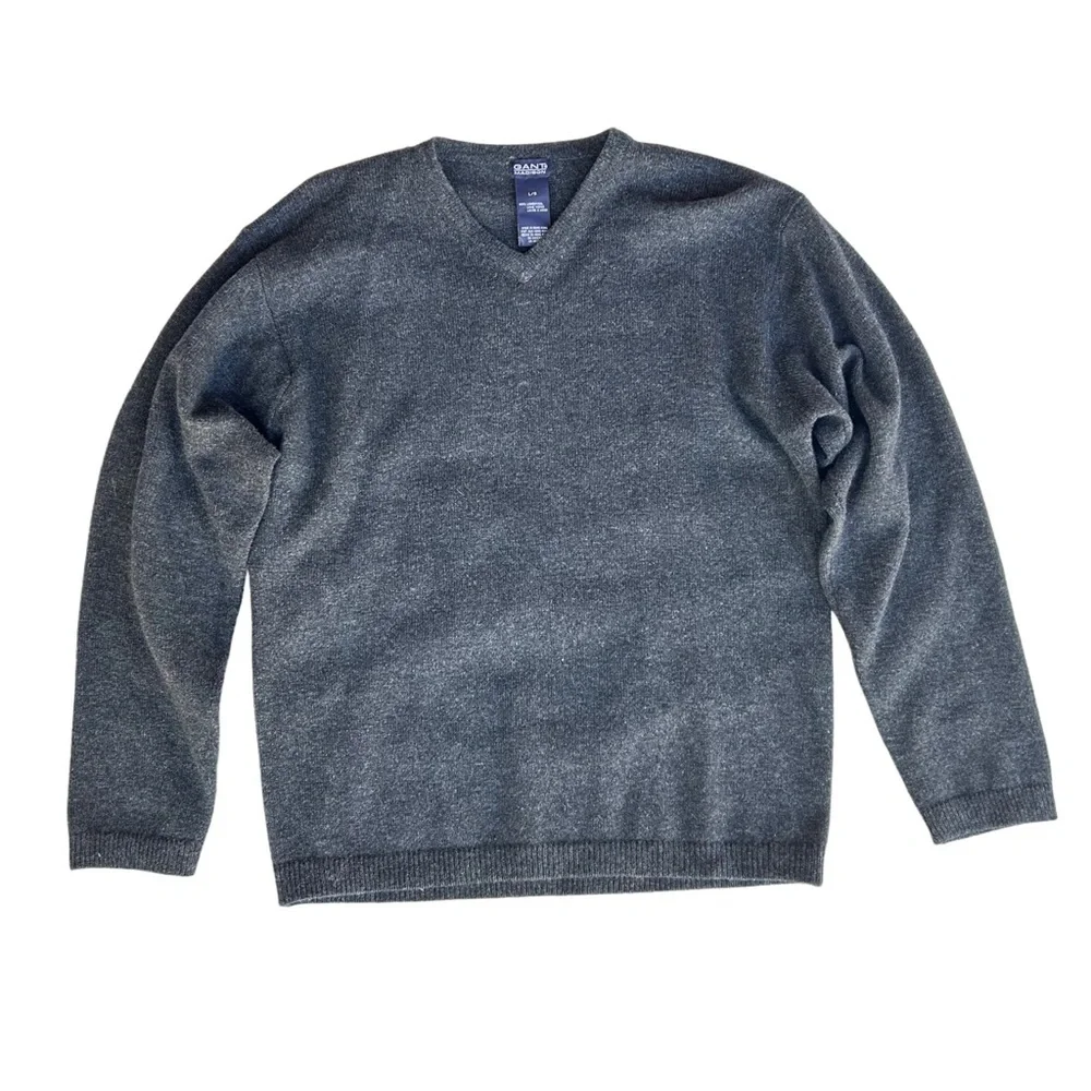 Gant Men's V-Neck Sweater in Charcoal Gray